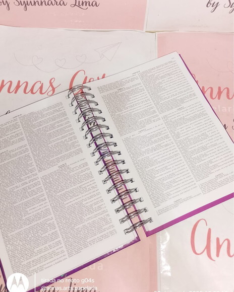 Biblia Personalizada com Foto ou Arte Enviada 15x21