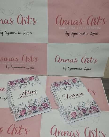 Planer 15x21 Floral Vermelho 2026