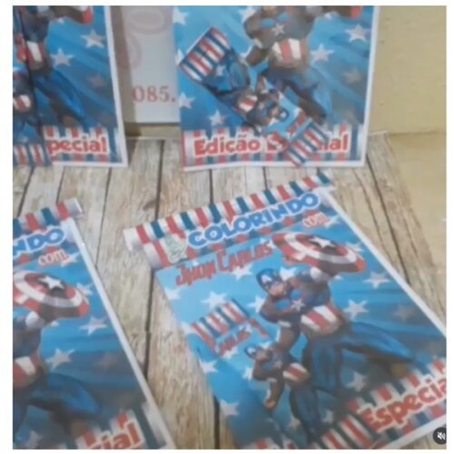 Livro de Colorir Capitão América com Giz de Cera 10 Unidades