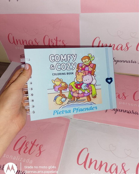 Livro de Pintura Comfy e Cozy