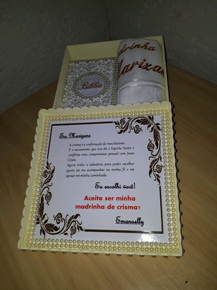 Caixa Convite para Padrinho/Madrinha de Crisma com Bíblia e