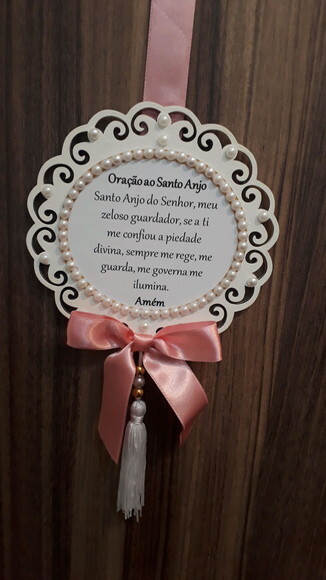 Escapulario de porta com Espírito Santo e oração Santo Anjo
