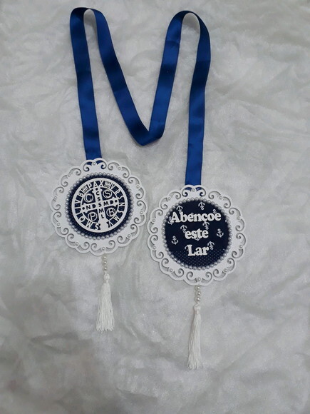Escapulário de porta com Medalha de São Bento