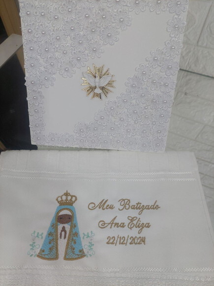 Linda Caixa para Batizado com Toalhinha Personalizada