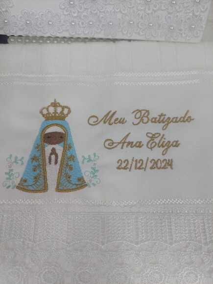 Linda Caixa para Batizado com Toalhinha Personalizada