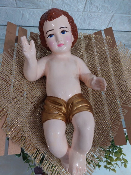 Menino Jesus na Manjedoura de mdf , Imagem de 30cm , Natal .