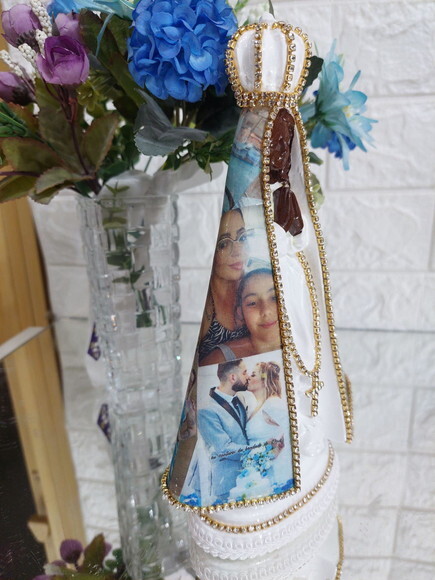 Nossa Senhora Aparecida 20 cm com Fotos da Família