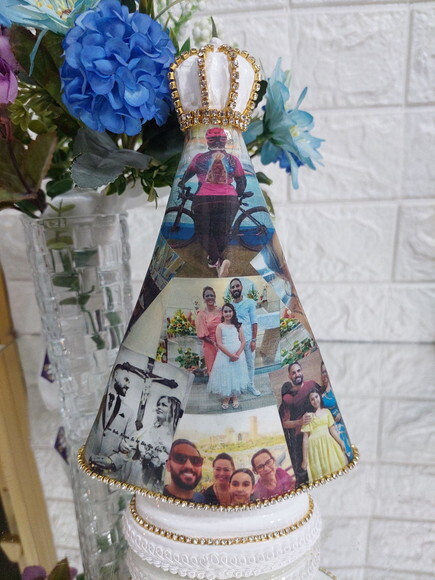 Nossa Senhora Aparecida 20 cm com Fotos da Família