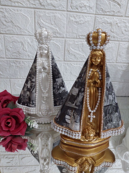 Nossa Senhora Aparecida 25 cm com Fotos da Família