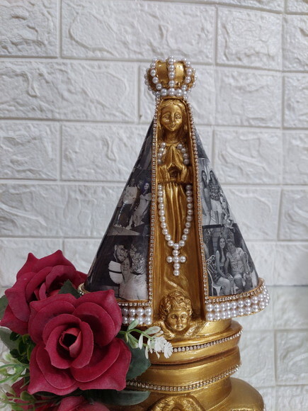 Nossa Senhora Aparecida 25 cm com Fotos da Família