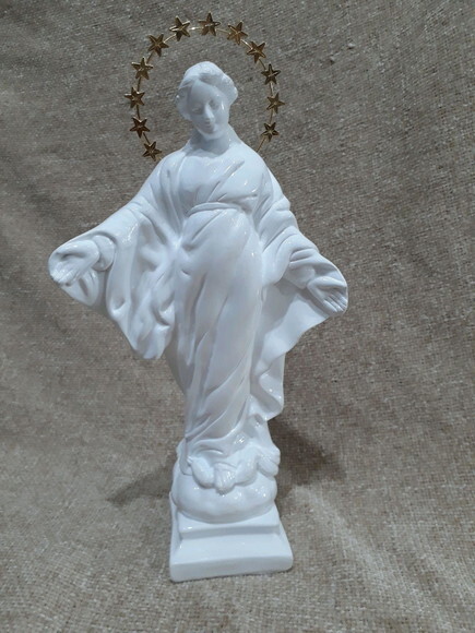 Nossa Senhora do Sorriso com resplendor