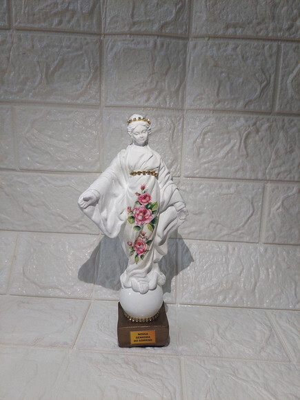 Nossa Senhora do Sorriso, 20cm.