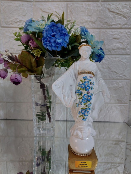 Nossa Senhora do Sorriso, 20cm.