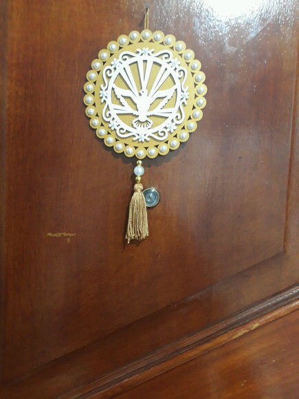 Pingente de porta Divino Espírito Santo