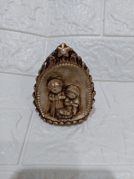 Presépio na Pinha , Gesso, Natal