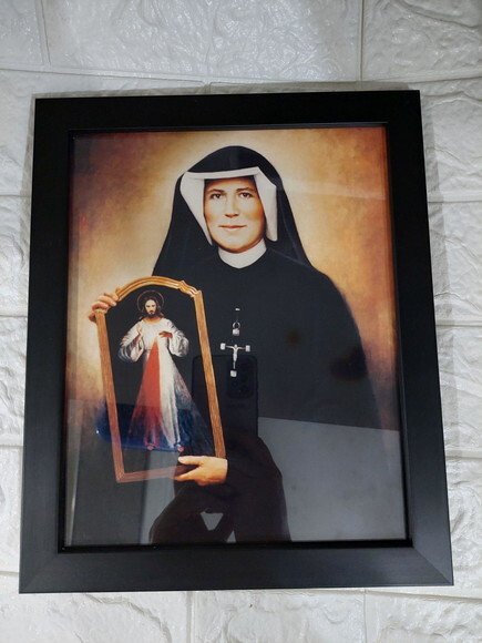Quadro de Santa Faustina com Jesus Misericordioso
