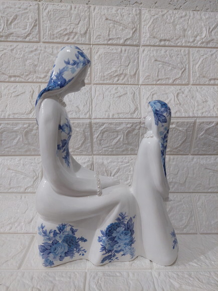Santa Ana moderna, 30cm.