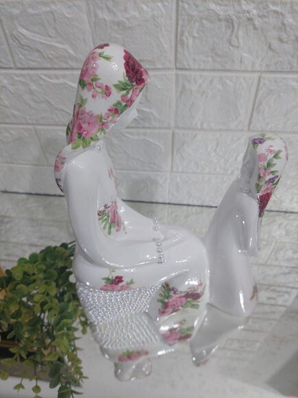 Santa Ana Moderna, 30cm.