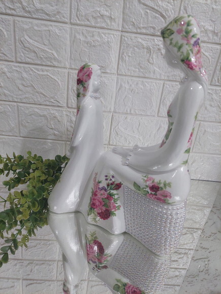Santa Ana Moderna, 30cm.