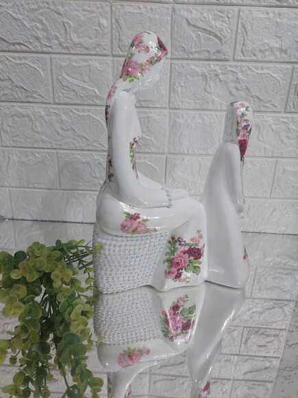Santa Ana Moderna, 30cm.