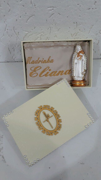 Caixa Convite para Madrinha de Crisma/com Santa Terezinha