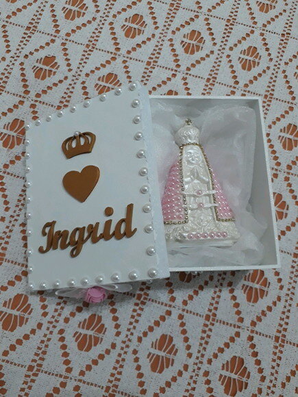 Caixa personalizada com Nossa Senhora Aparecida Baby Rosa