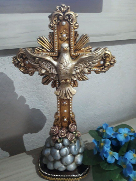 Crucifixo com Espírito Santo 38cm