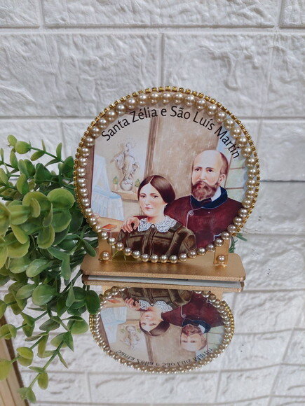 Enfeite de Mesa de São Luis e Santa Zélia