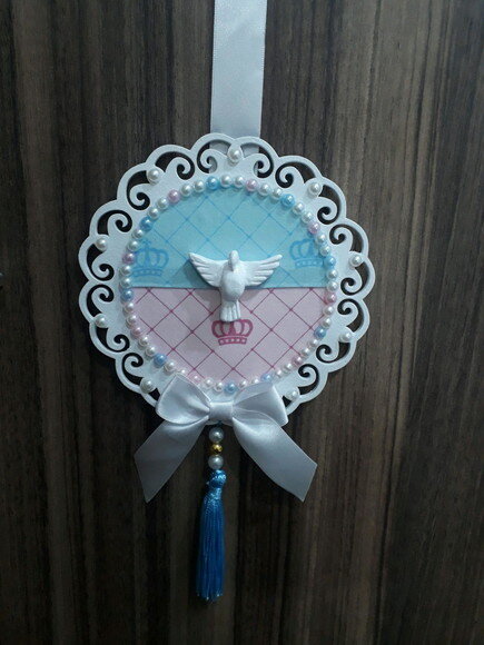 Escapulario de porta com Espírito Santo e oração Santo Anjo