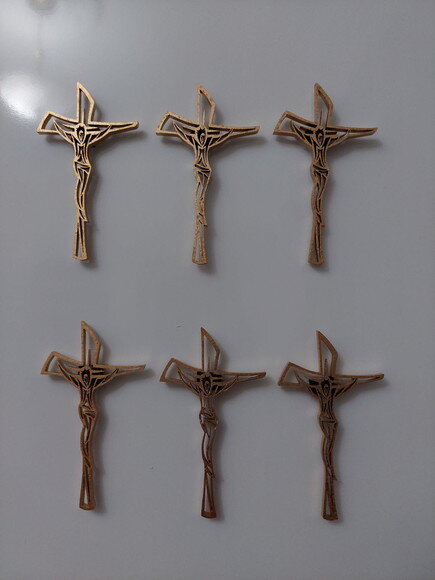 Imã de geladeira, lembrancinha Crucifixo dourado, ouro