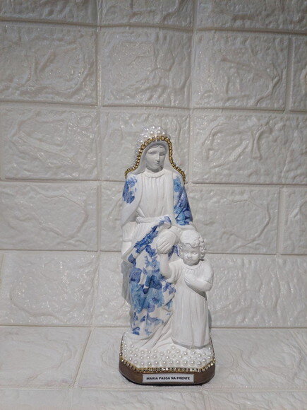 Maria Passa na Frente, 20cm