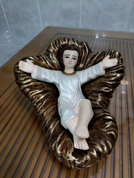 Menino Jesus na Manjedoura para Presépio de 40cm