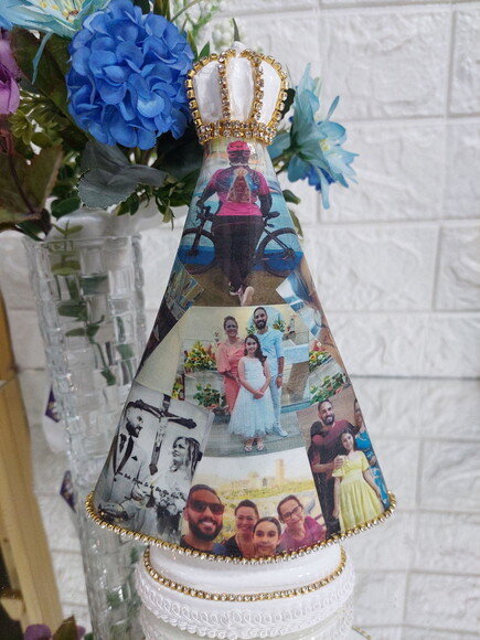 Nossa Senhora Aparecida 20 cm com Fotos da Família