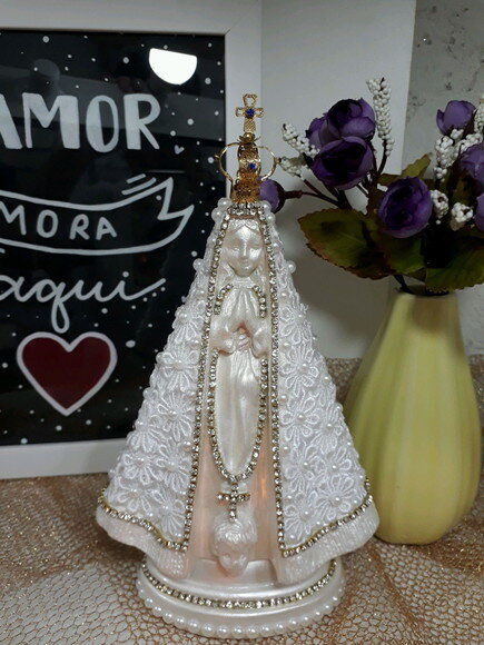 Nossa Senhora Aparecida 20 cm com coroa de metal