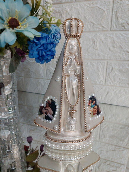 Nossa Senhora Aparecida 20 cm com Fotos da Família