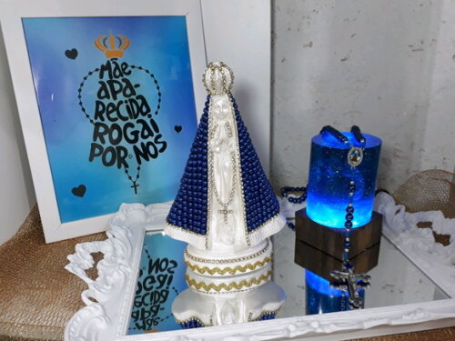 Nossa Senhora Aparecida 20 cm com pérolas