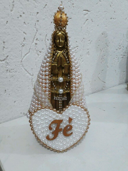 Nossa Senhora Aparecida 20cm, com coração "Fé"