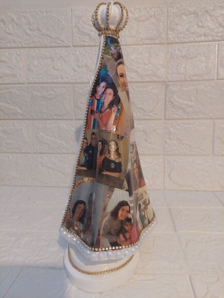 Nossa Senhora Aparecida 32cm com Fotos da Família