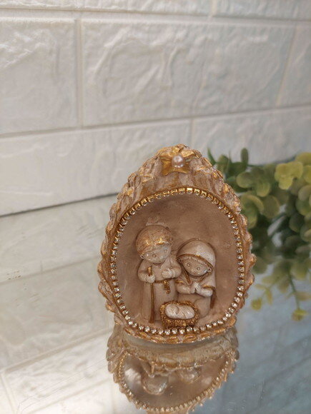 Presépio na Pinha , Gesso, Natal