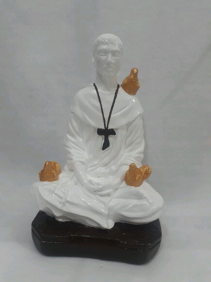 São Francisco meditando