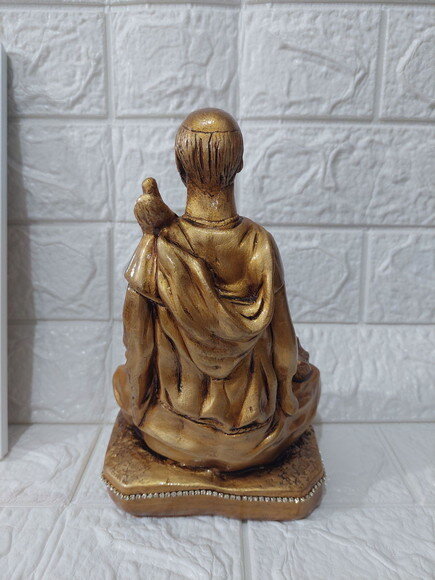 São Francisco Meditando Dourado