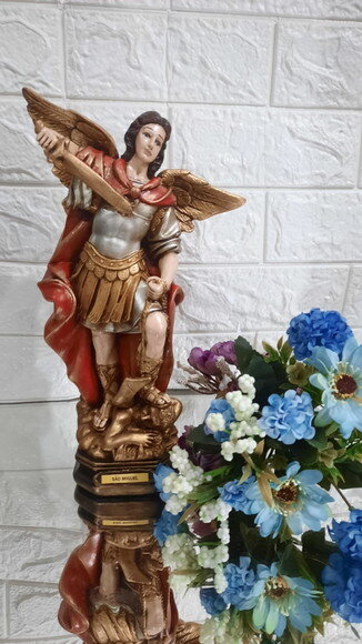 São Miguel Arcanjo 30 cm .