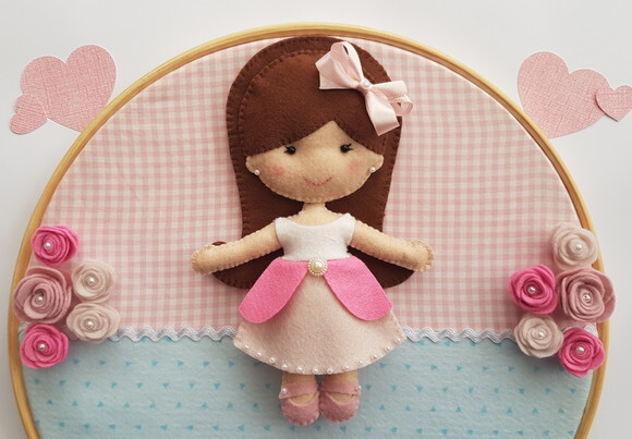 Enfeite Porta Maternidade Boneca