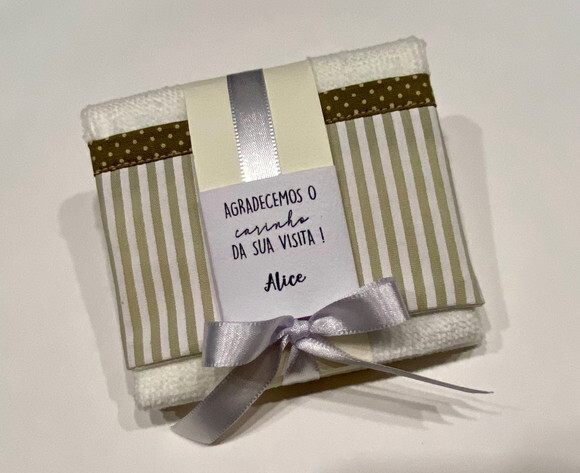Lembrança Personalizada Toalha de Mão Maternidade Batizado