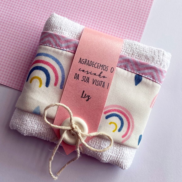 Lembrancinha Personalizada Toalha de Mão Arco Iris