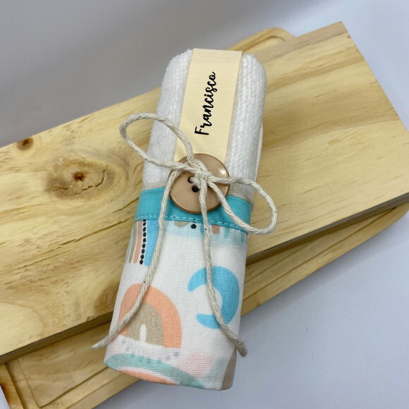 Lembrancinha Personalizada Toalhinha de Mão Arco Iris