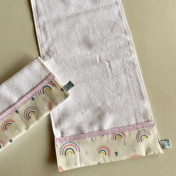 Lembrancinha Personalizada Toalhinha de Mão Arco Iris