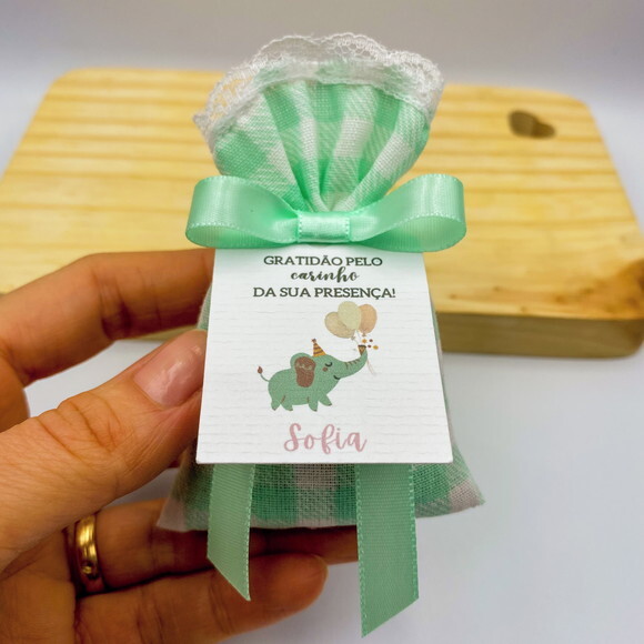 Sachê Perfumado Lembrancinha Aniversário com Tag