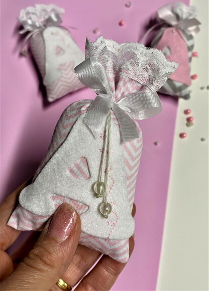 Sachê Perfumado Lembrancinha Maternidade com Inicial do Nome