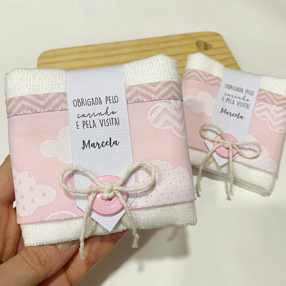 Toalhinha Personalizada no Tema Nuvem
